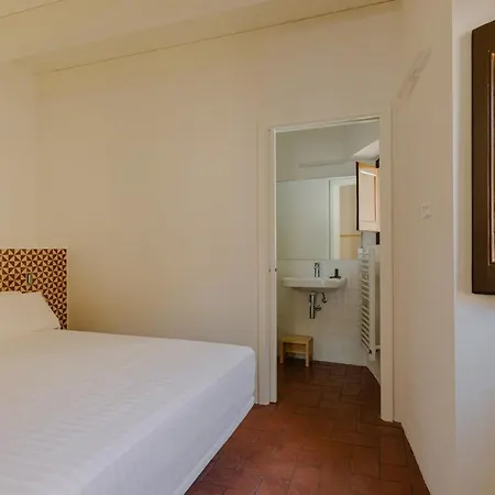 Flateli Santa Clara 11 Lägenhet Girona